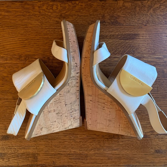 💥SOLD💥Calvin Klein Wedge Sandal - Picture 4 of 7
